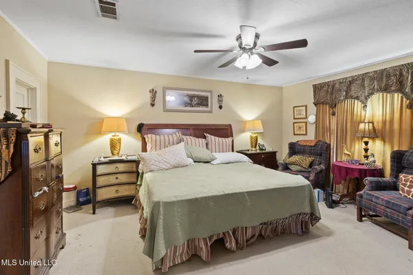 $299,500 | 609 Dabbs Street, Hattiesburg, MS 39401