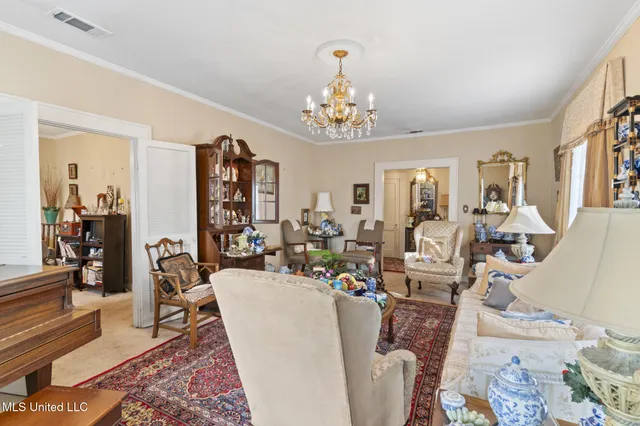 $324,900 | 609 Dabbs Street, Hattiesburg, MS 39401