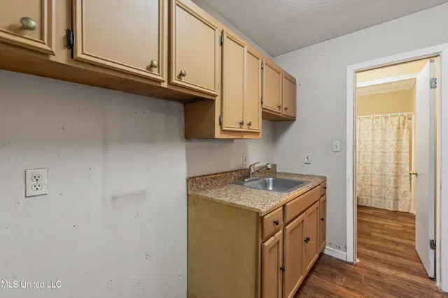 $299,500 | 609 Dabbs Street, Hattiesburg, MS 39401