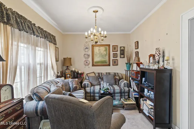 $324,900 | 609 Dabbs Street, Hattiesburg, MS 39401