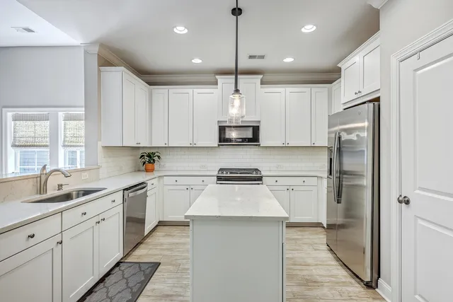 $650,000 | 1044 Pigeon Point, Johns Island, SC 29455