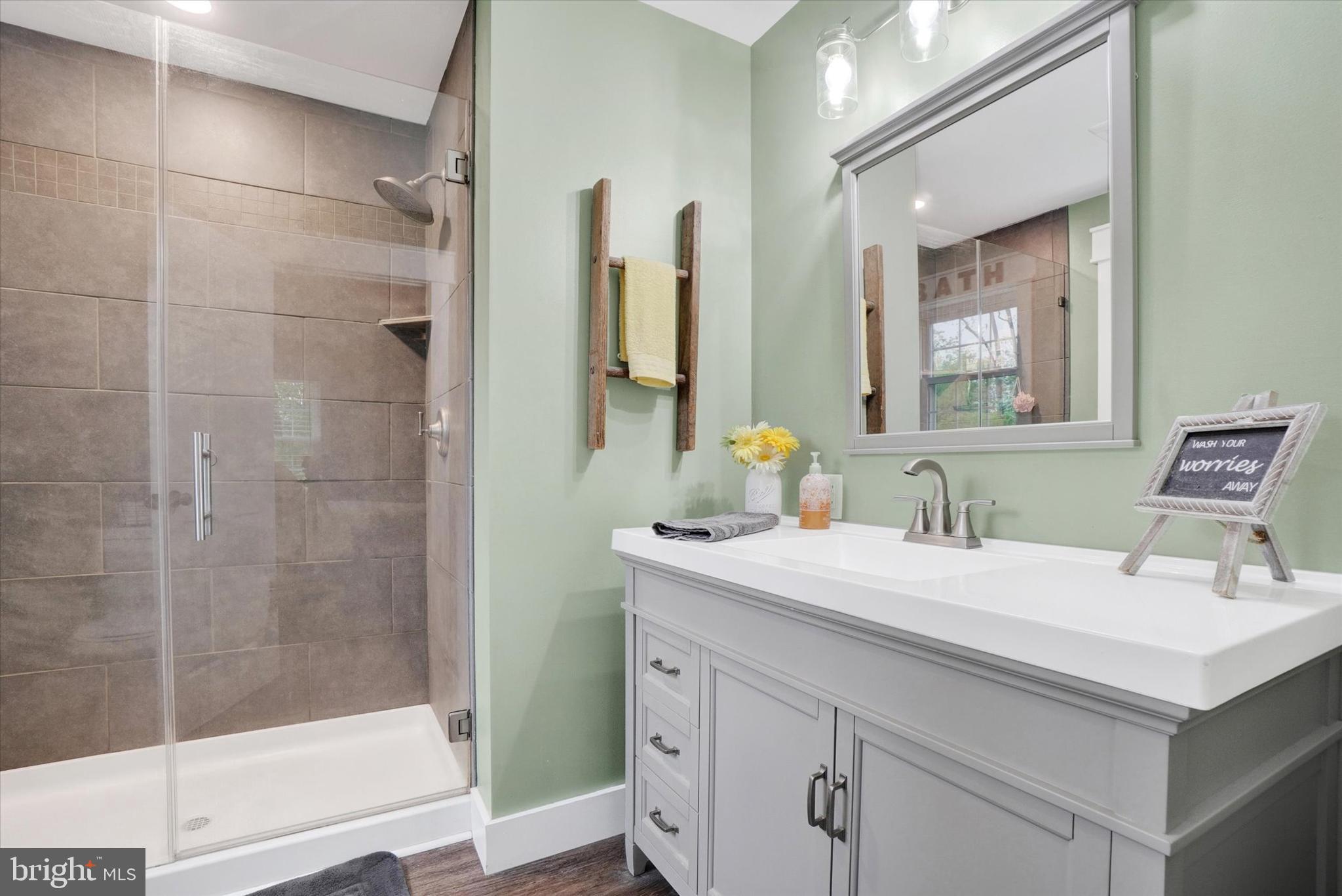 1038 Keller Road York, PA 17406 - Photo 17 of 29 Gallery Image 17