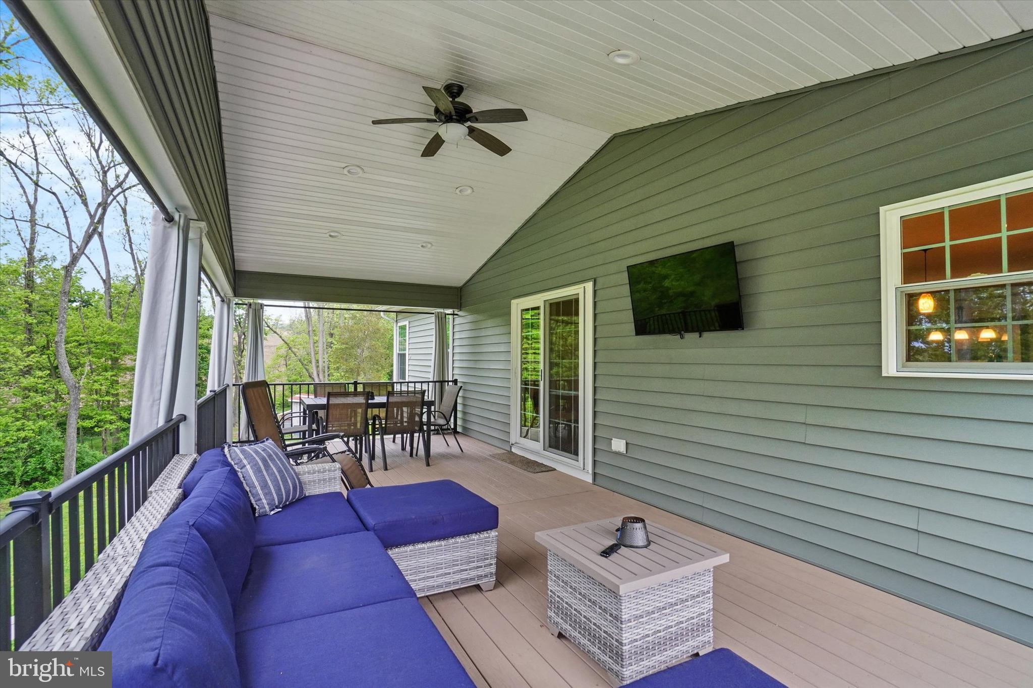 1038 Keller Road York, PA 17406 - Photo 20 of 29 Gallery Image 20