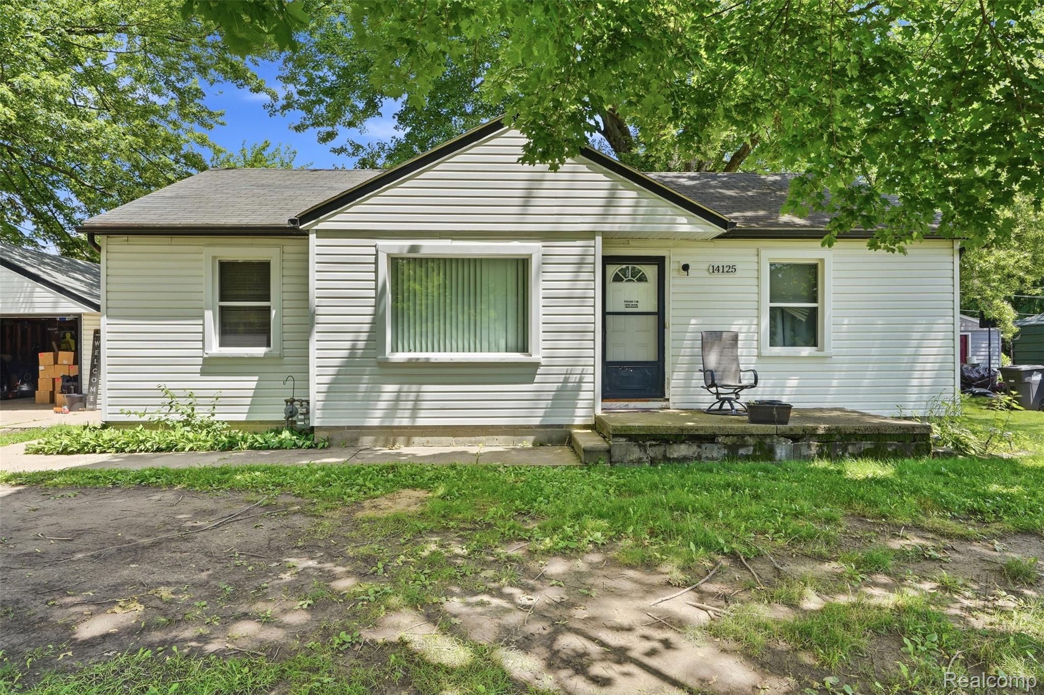 14125 Racho Boulevard Taylor, MI 48180 - Photo 2 of 25 004.jpg