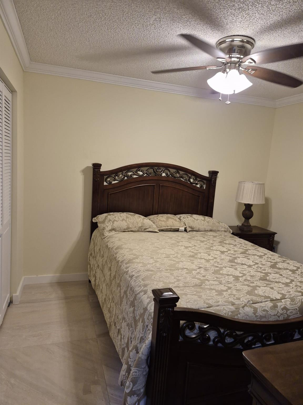 15449 Southwest 35th Terrace Miami, FL 33185 - Photo 9 of 11 Photo 9