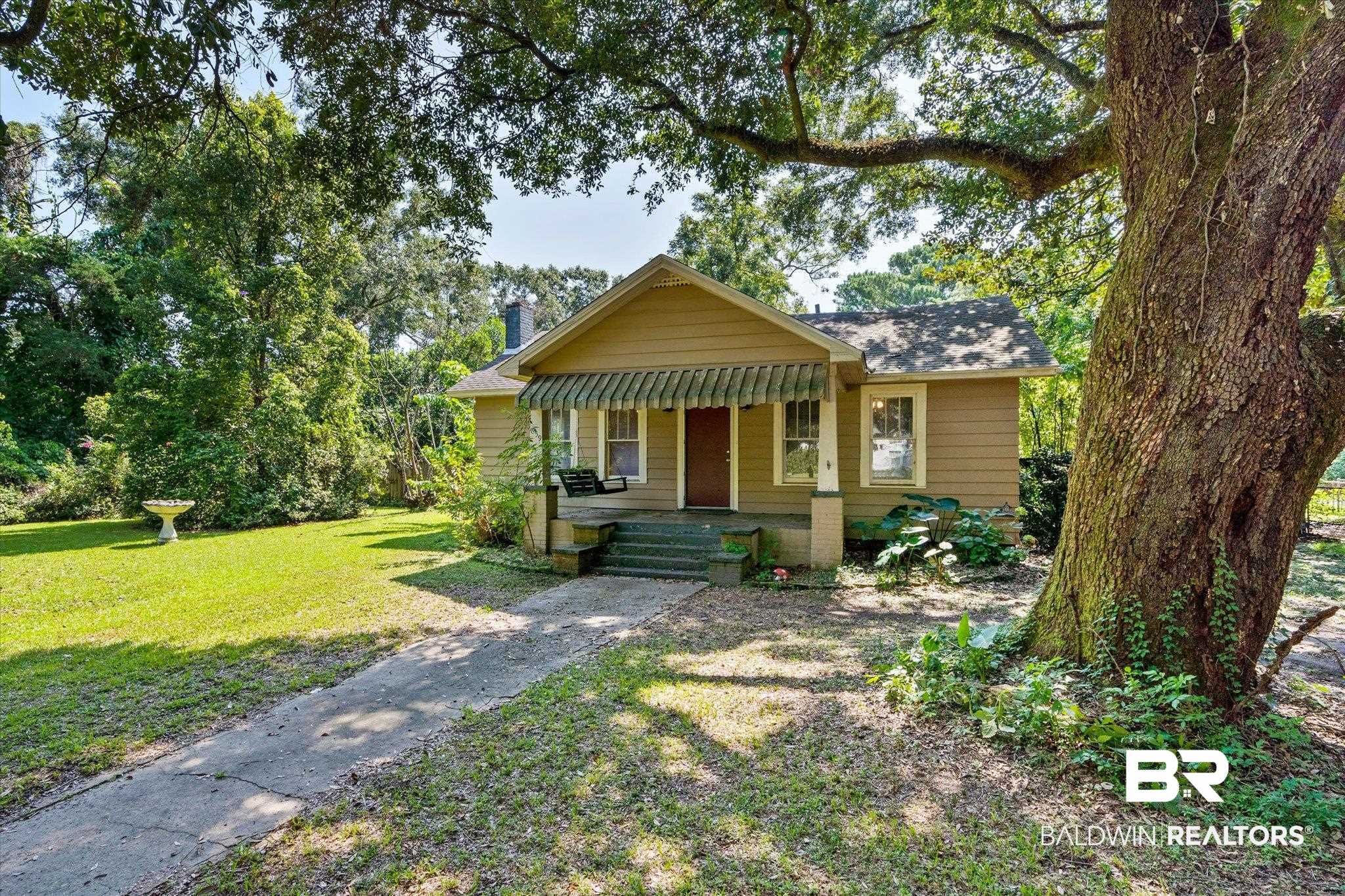659 Shannon Street Mobile, AL 36606 - Photo 1 of 23