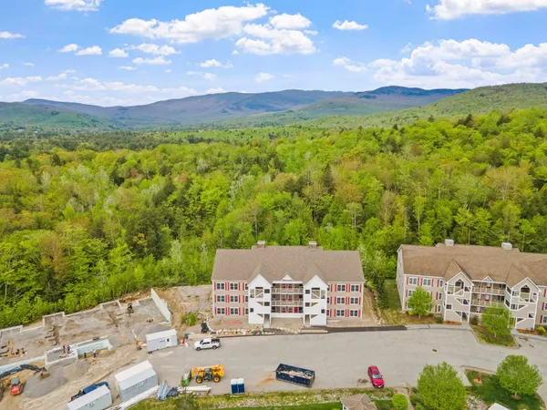 $850,000 | 20 Twin Tip Terrace, Unit 2, Lincoln, NH 03251