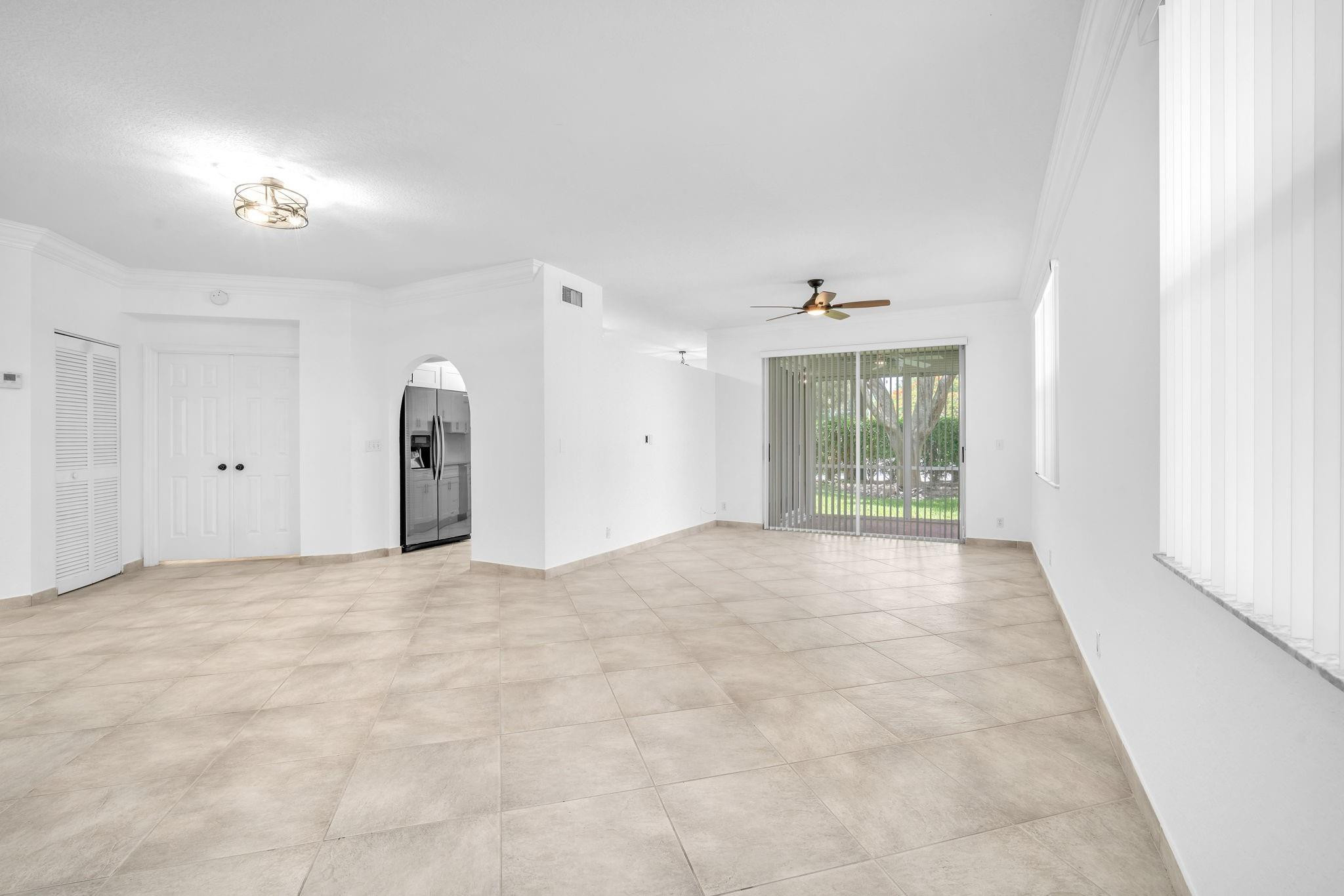 8480 Vía Romana, Unit 86L Boca Raton, FL 33496 - Photo 7 of 38 Photo 7
