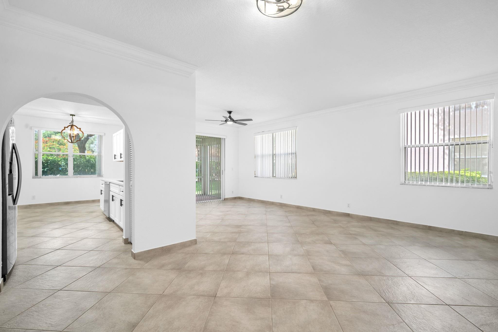 8480 Vía Romana, Unit 86L Boca Raton, FL 33496 - Photo 10 of 38 Photo 10
