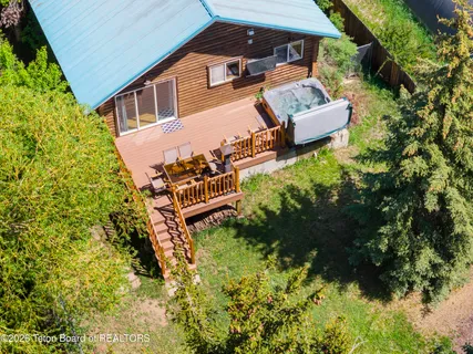 $2,300,000 | 500 East Hansen Avenue, Jackson, WY 83001