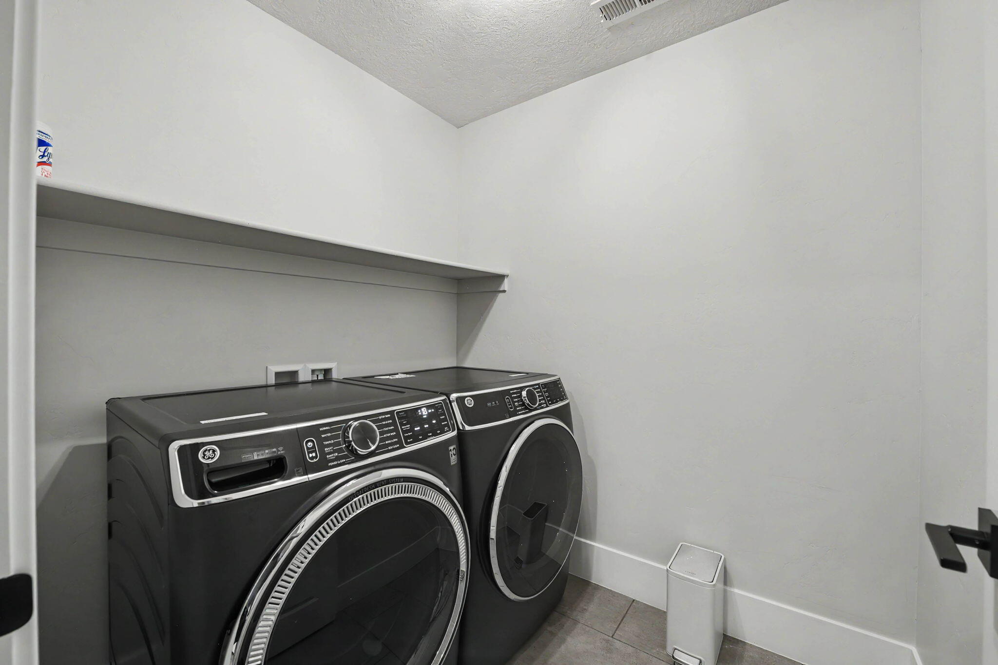 744 West Sunfire Lane St. George, UT 84790 - Photo 33 of 56 Laundry Room