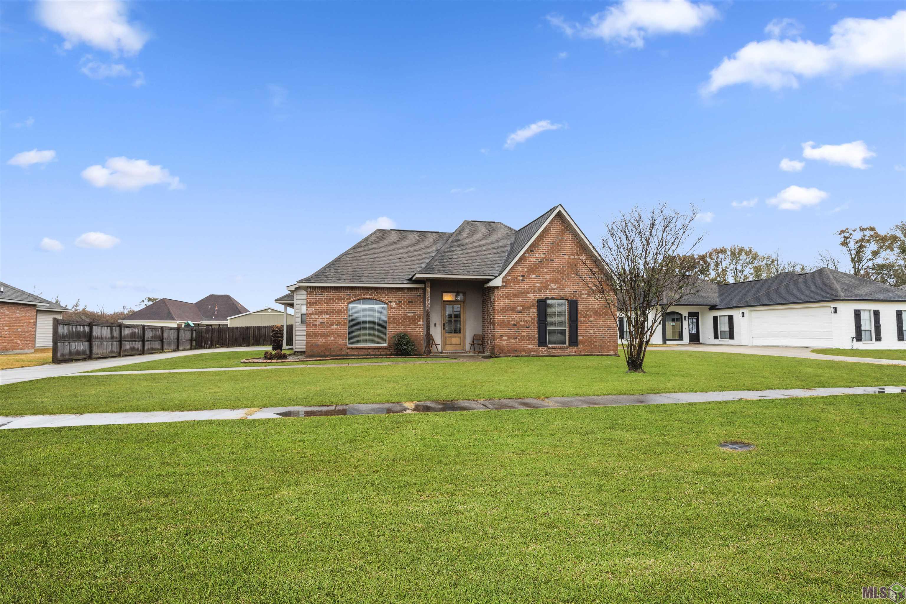 7135 Rue Grand Pre Addis, LA 70710 - Photo 1 of 23 Gallery Image 1