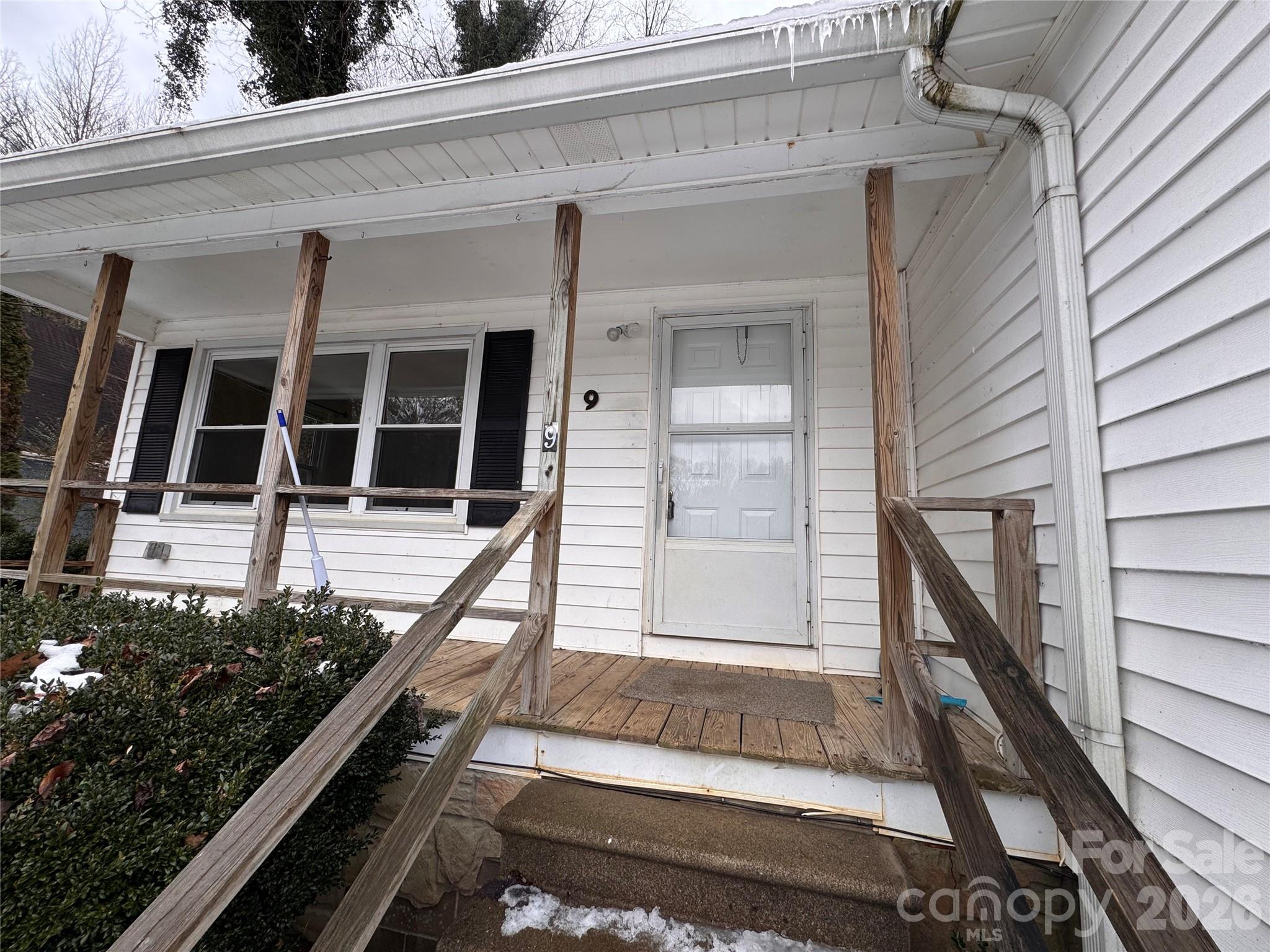 9 Alzena Road Sylva, NC 28779 - Photo 6 of 34