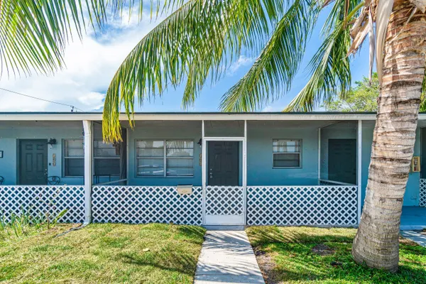 $1,650 | 504 9th Avenue North, Unit 508, Lake Worth Beach, FL 33460