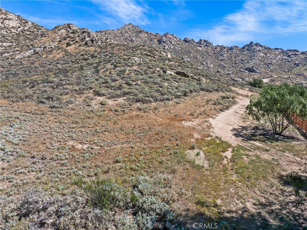 2001 Mt Vernon Avenue Riverside, CA 92507 - Photo 7 of 9