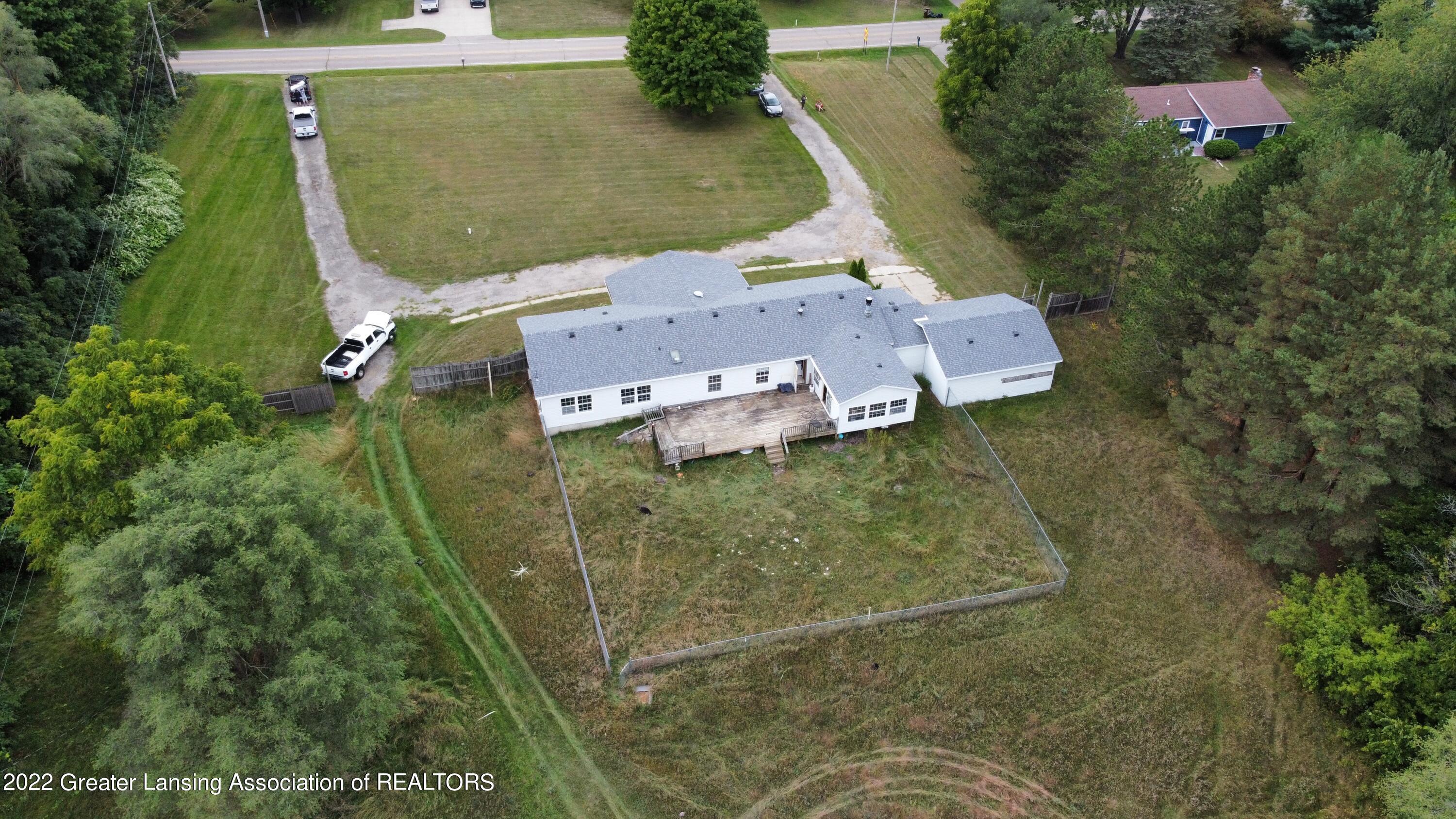 2692 Pine Tree Road Holt, MI 48842 - Photo 47 of 48 RemoteMediaFile_6554589_0_2022_09_06_15_