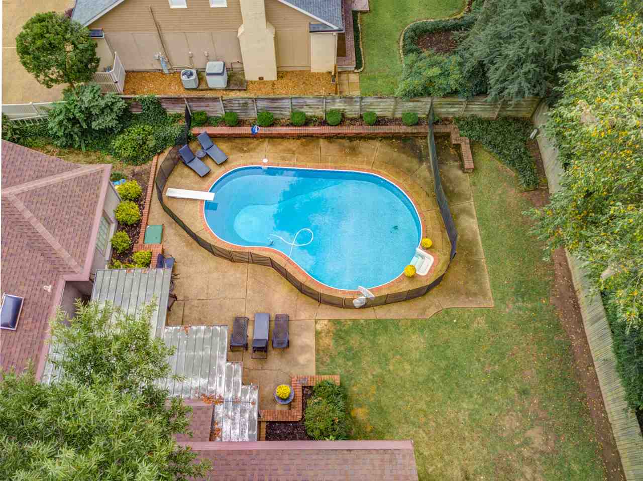 6817 Neshoba Road Memphis, TN 38120 - Photo 4 of 25 Gallery Image 4