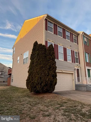 a view of a house with a outdoor space