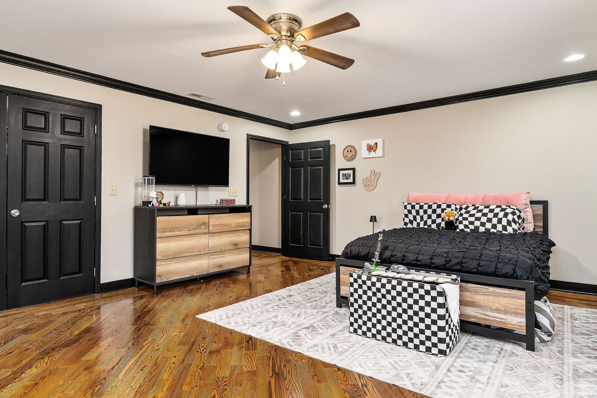 466 Creed Wright Road Walling, TN 38587 - Photo 7 of 24 Gallery Image 7