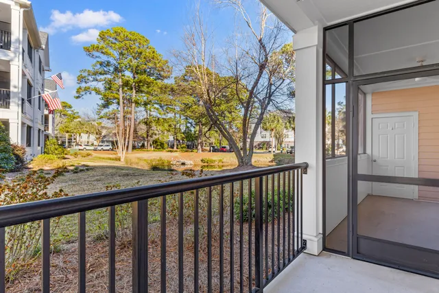 $439,900 | 1025 Riverland Woods Place, Unit 606, Charleston, SC 29412