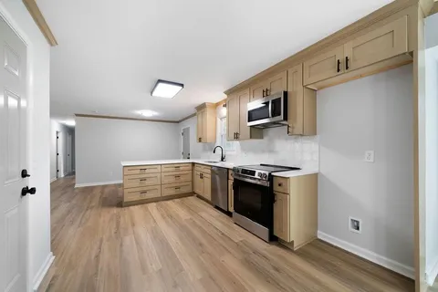 $294,900 | 146 West Wedgewood Circle, Newnan, GA 30263