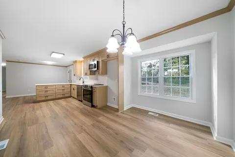 $294,900 | 146 West Wedgewood Circle, Newnan, GA 30263