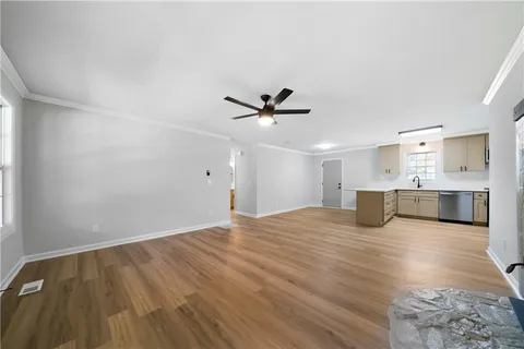 $294,900 | 146 West Wedgewood Circle, Newnan, GA 30263