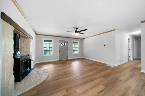 $294,900 | 146 West Wedgewood Circle, Newnan, GA 30263