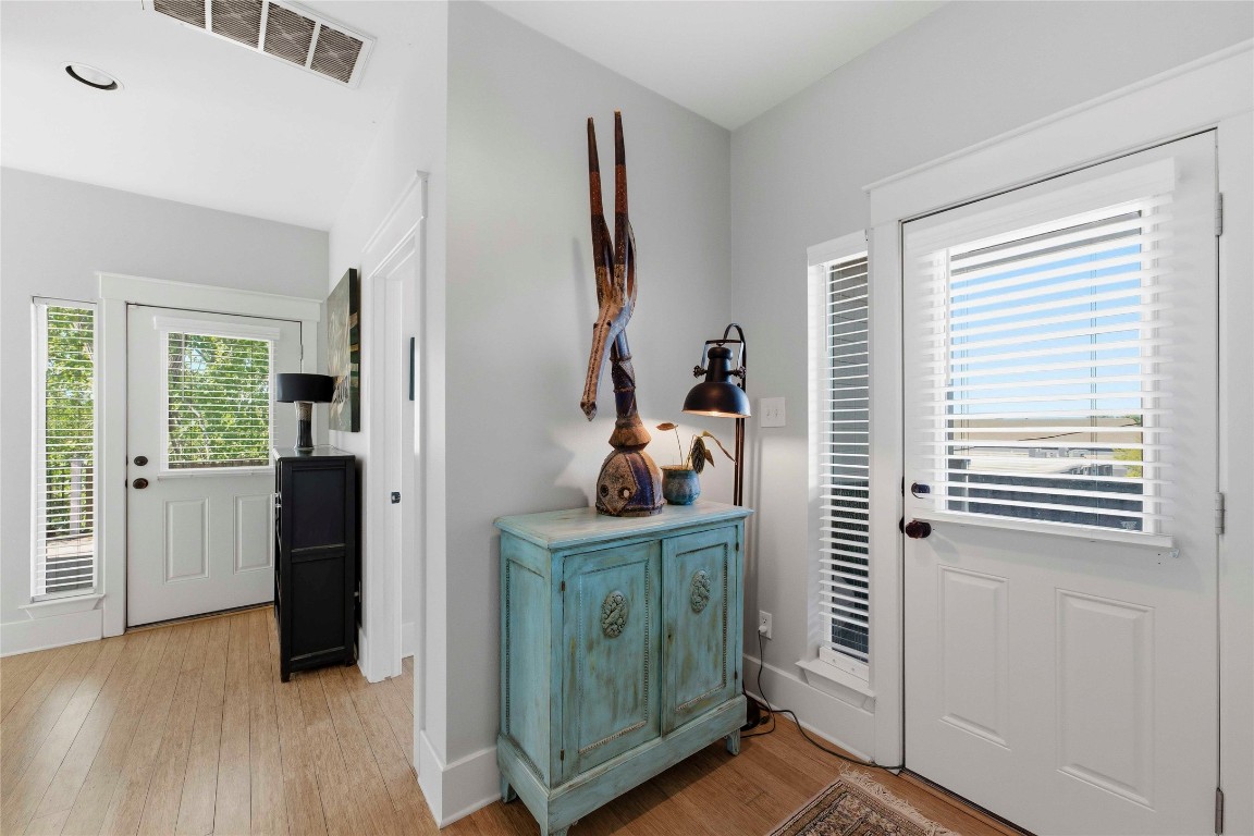 2128 Sage Creek Loop Austin, TX 78704 - Photo 23 of 32 a room with window and closet