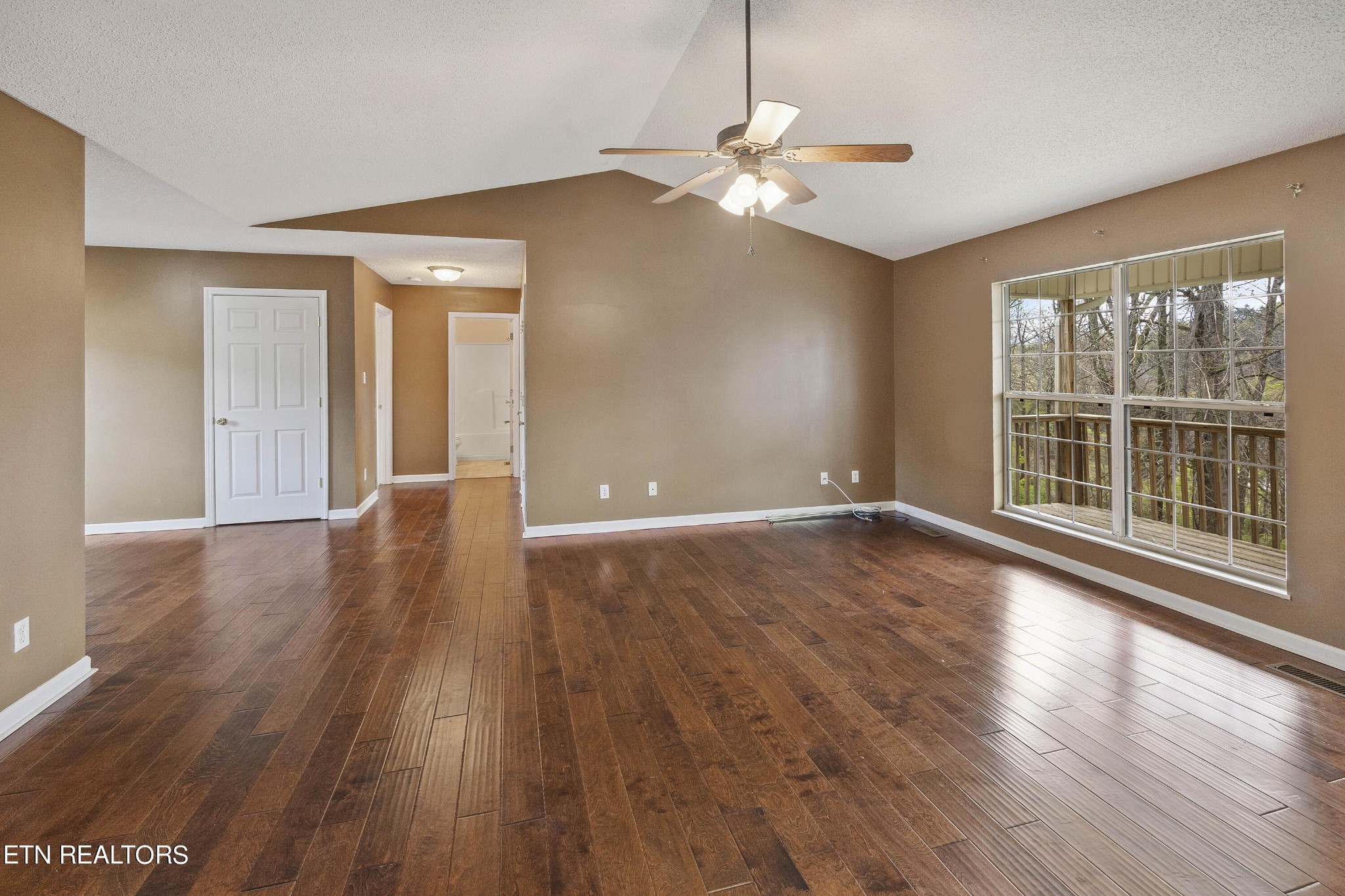 1504 Sheets Hollow Road Greenback, TN 37742 - Photo 19 of 36 Gallery Image 19