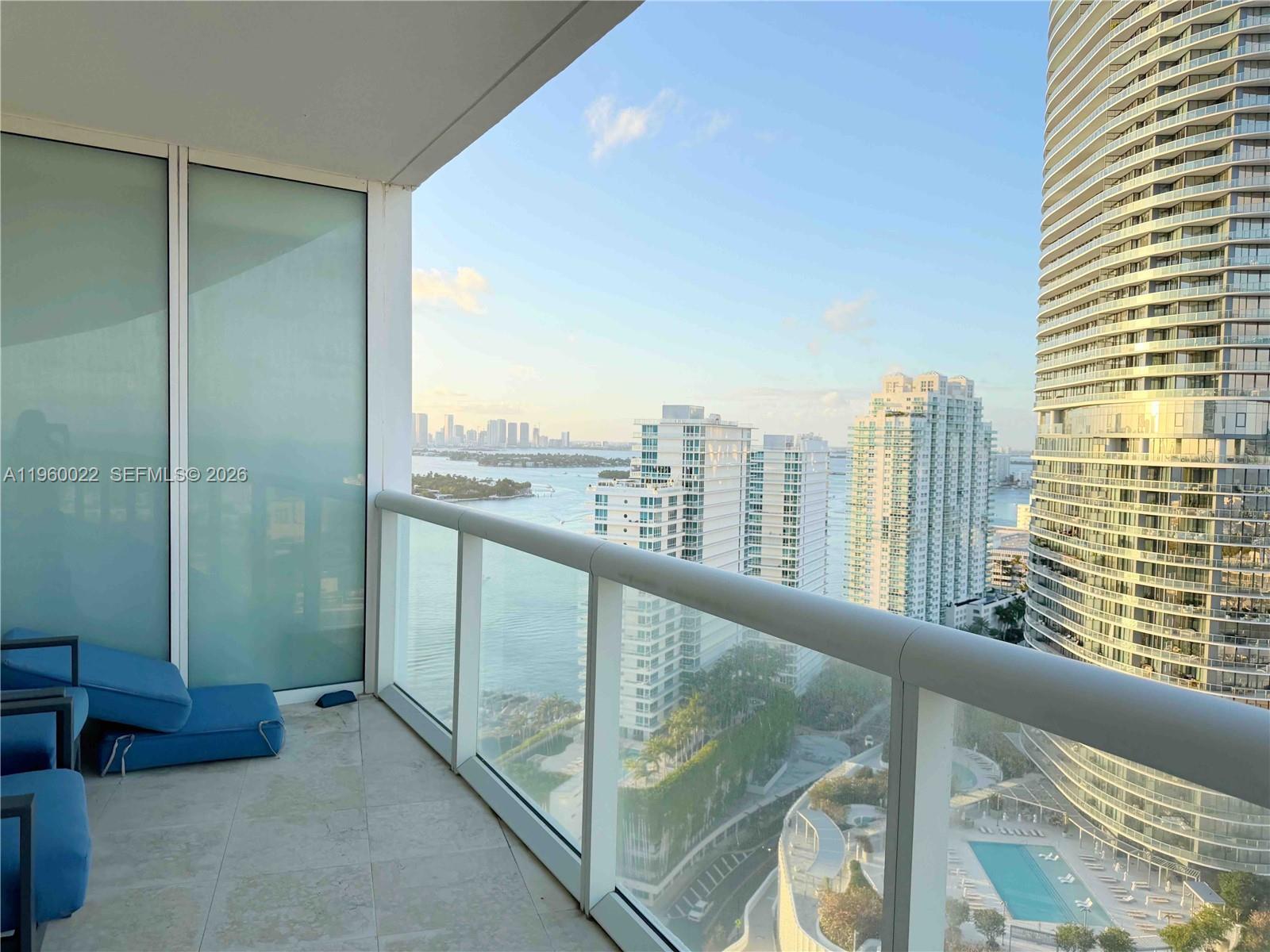 450 Alton Road, Unit 2610 Miami Beach, FL 33139 - Photo 16 of 37