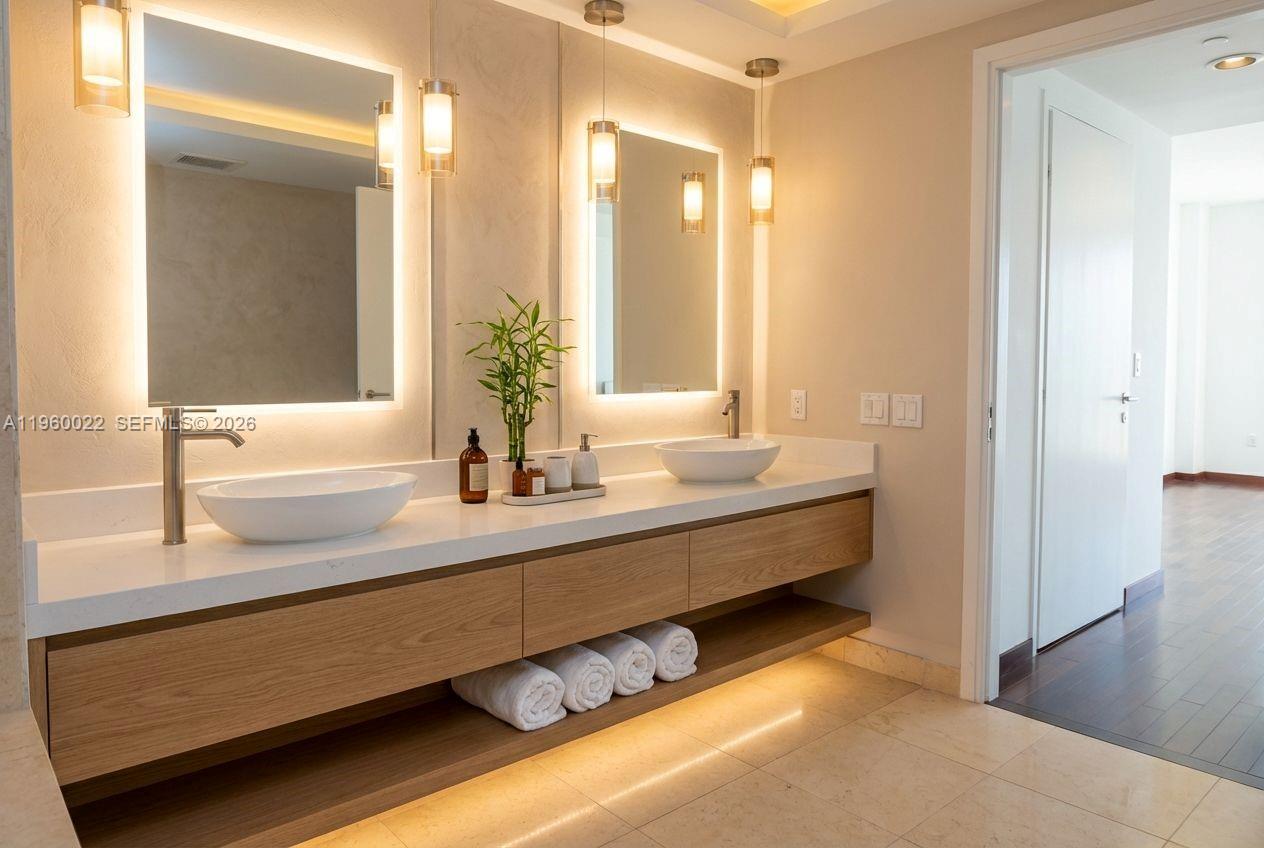 450 Alton Road, Unit 2610 Miami Beach, FL 33139 - Photo 4 of 28