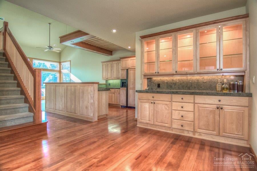 19557 Painted Ridge Loop, Unit 21 Bend, OR 97702 - Photo 3 of 25 Gallery Image 3