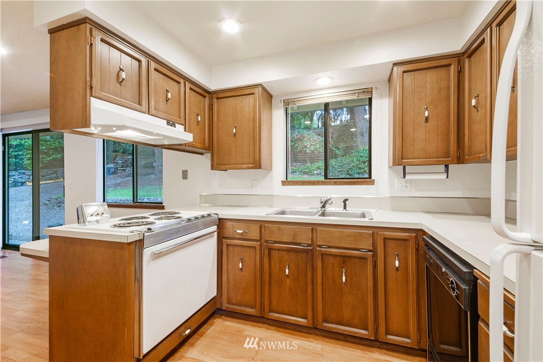 4505 Chrisella Road East Edgewood, WA 98372 - Photo 11 of 37 Gallery Image 11
