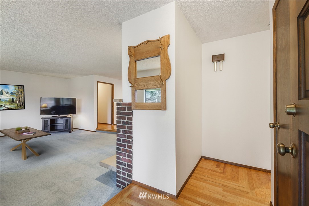 4505 Chrisella Road East Edgewood, WA 98372 - Photo 6 of 37 Gallery Image 6
