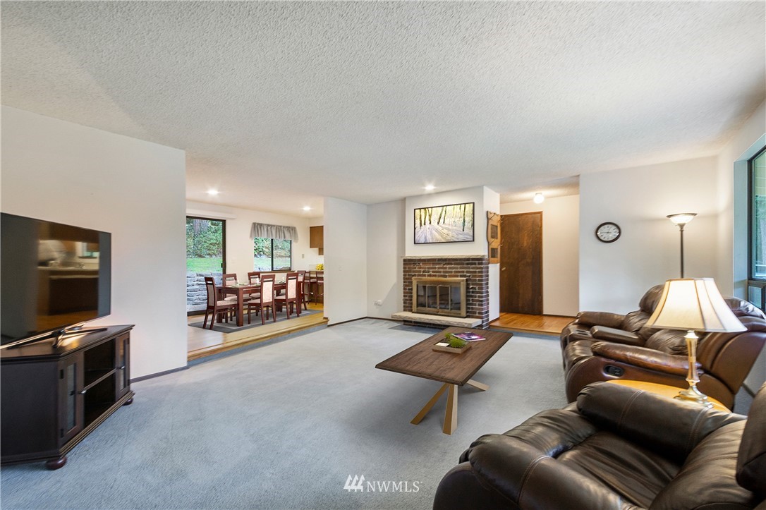 4505 Chrisella Road East Edgewood, WA 98372 - Photo 7 of 37 Gallery Image 7