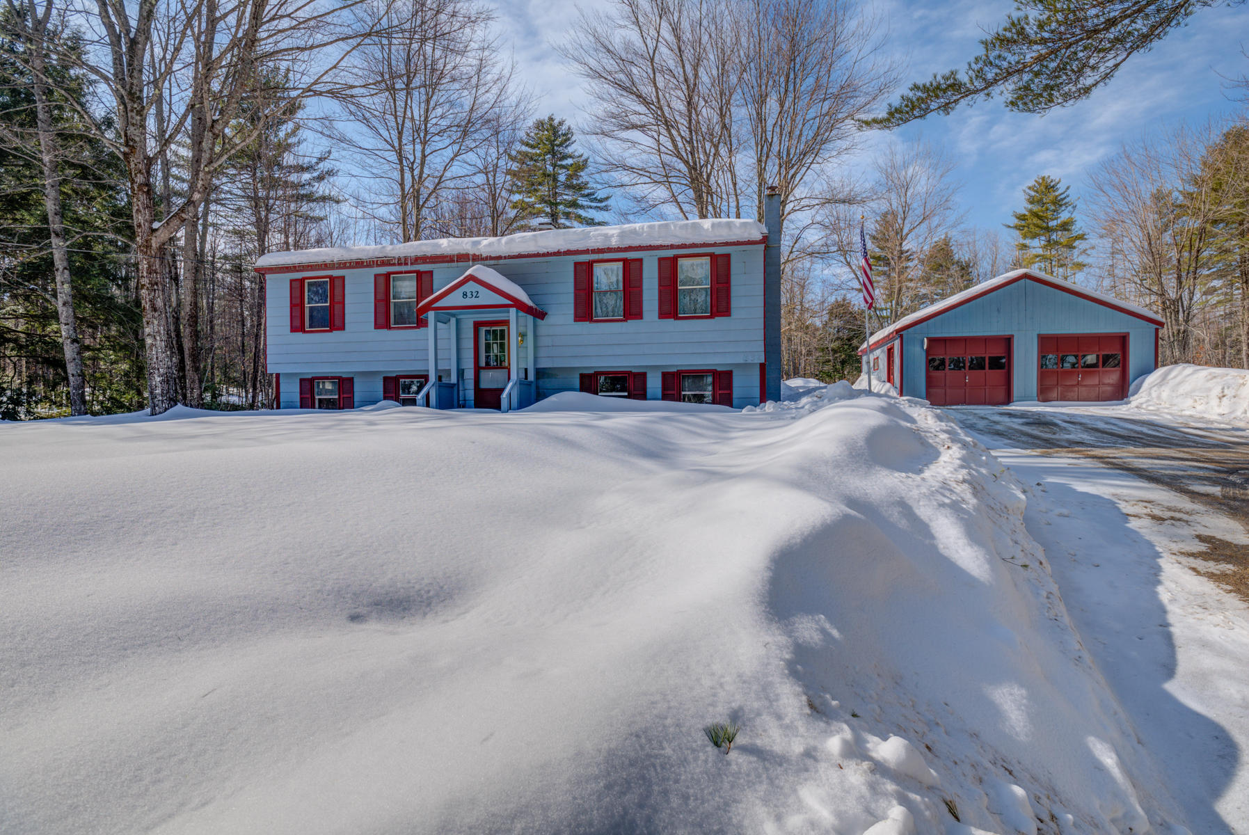 832 Bridgton Road Sebago, ME 04029 - Photo 2 of 22 Pic#-2