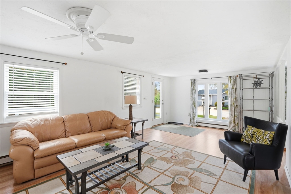 94 Edgewater Drive Wareham, MA 02571 - Photo 12 of 37