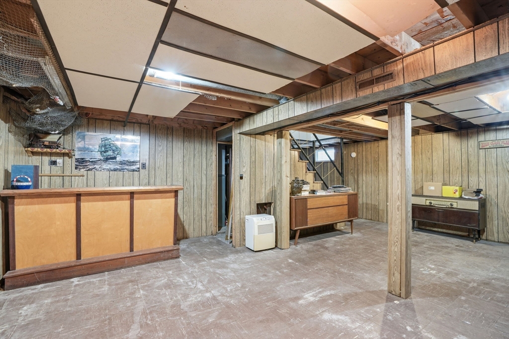 94 Edgewater Drive Wareham, MA 02571 - Photo 32 of 37