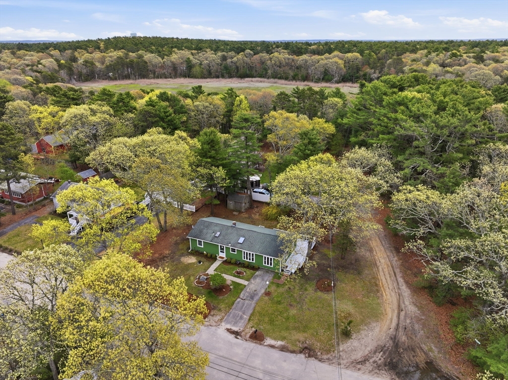 94 Edgewater Drive Wareham, MA 02571 - Photo 10 of 37
