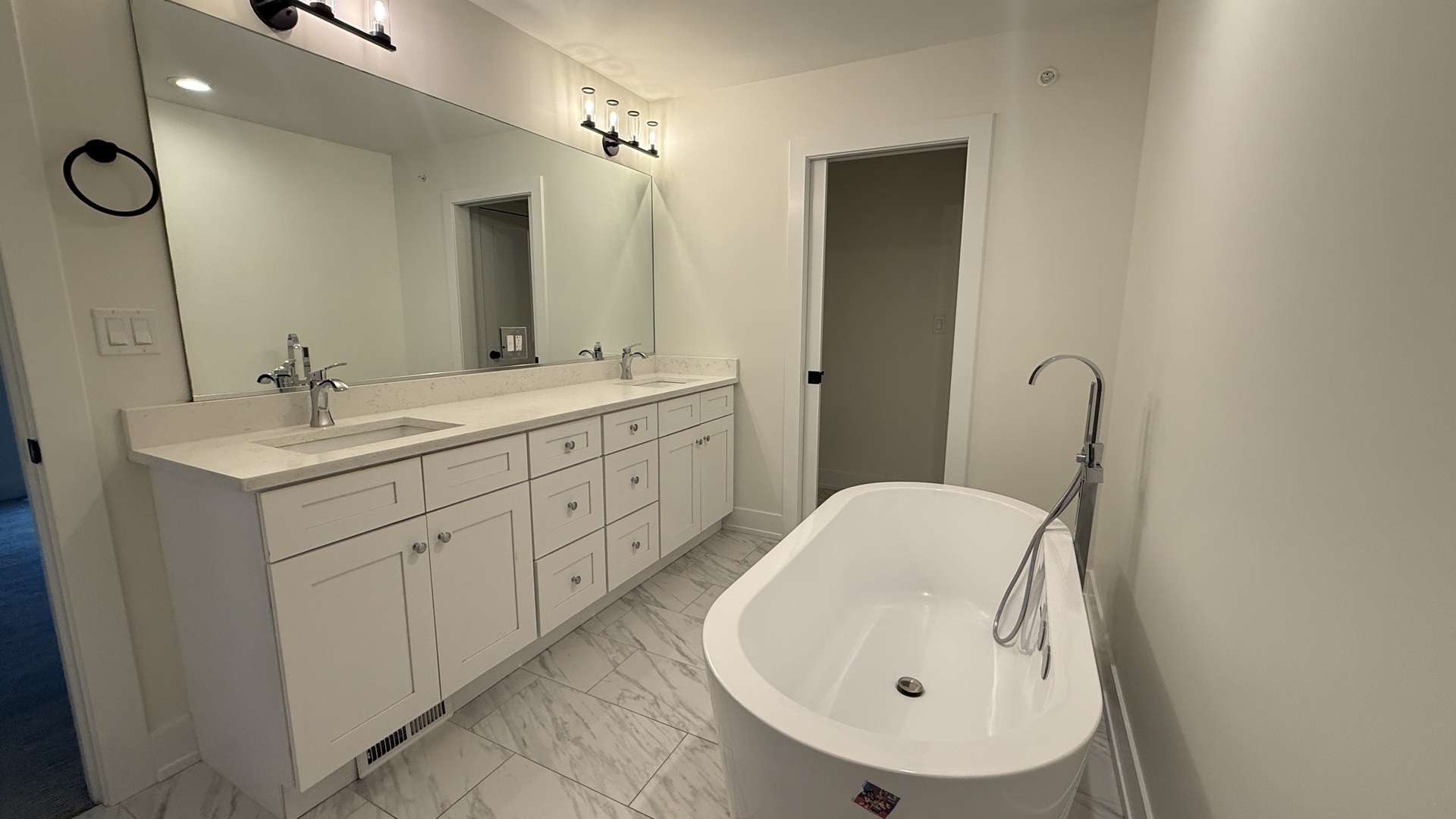 417 West Pierce Road Itasca, IL 60143 - Photo 15 of 32