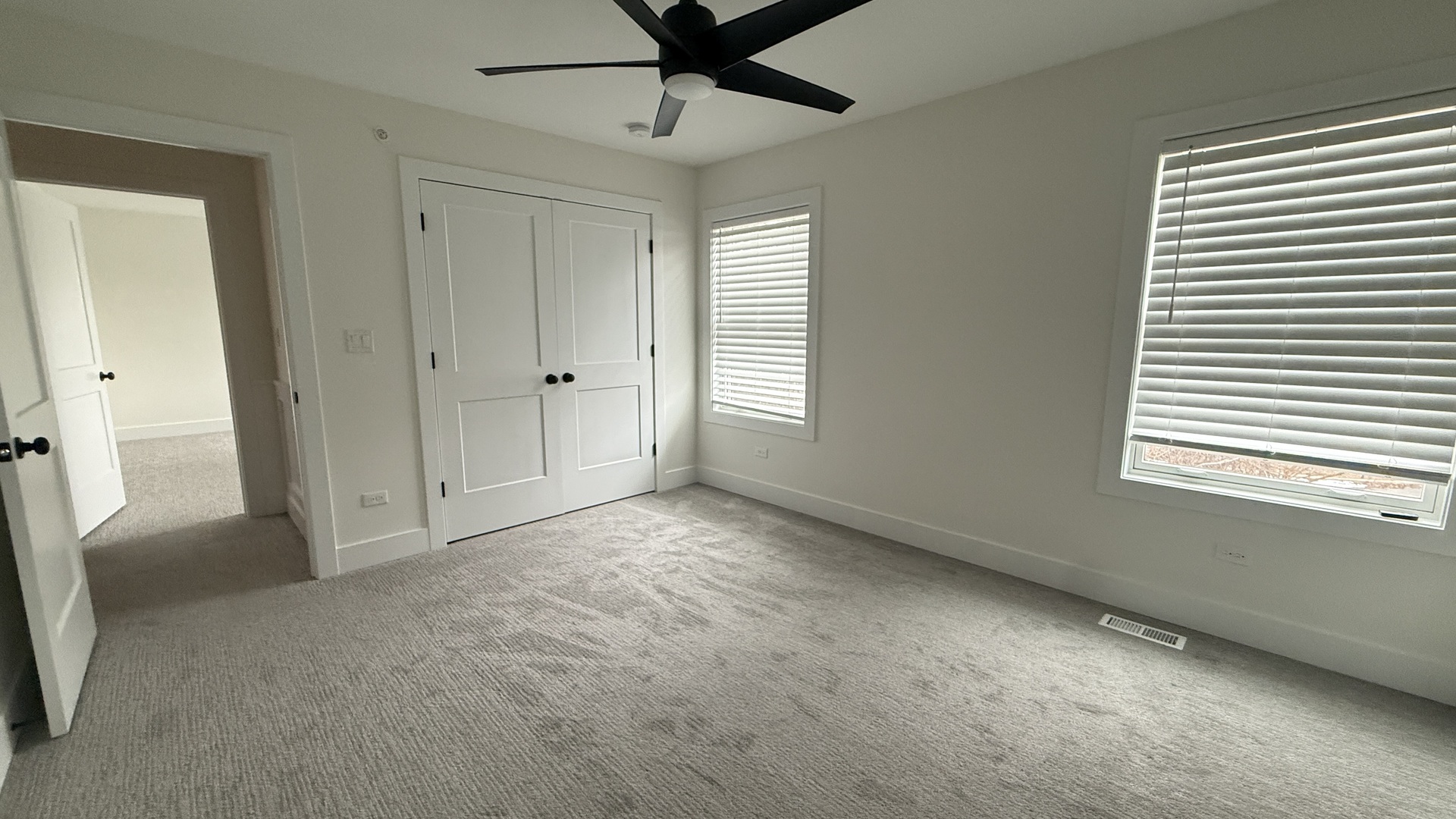 417 West Pierce Road Itasca, IL 60143 - Photo 20 of 32