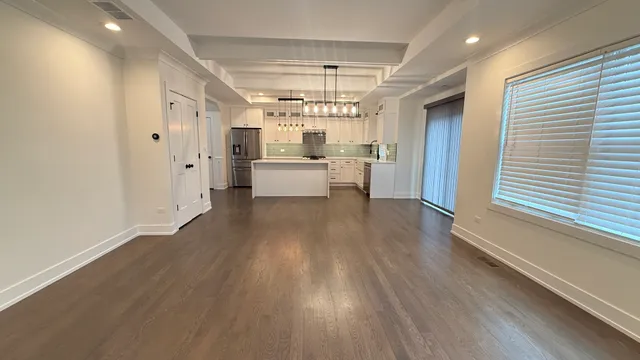 $500,000 | 417 West Pierce Road, Itasca, IL 60143