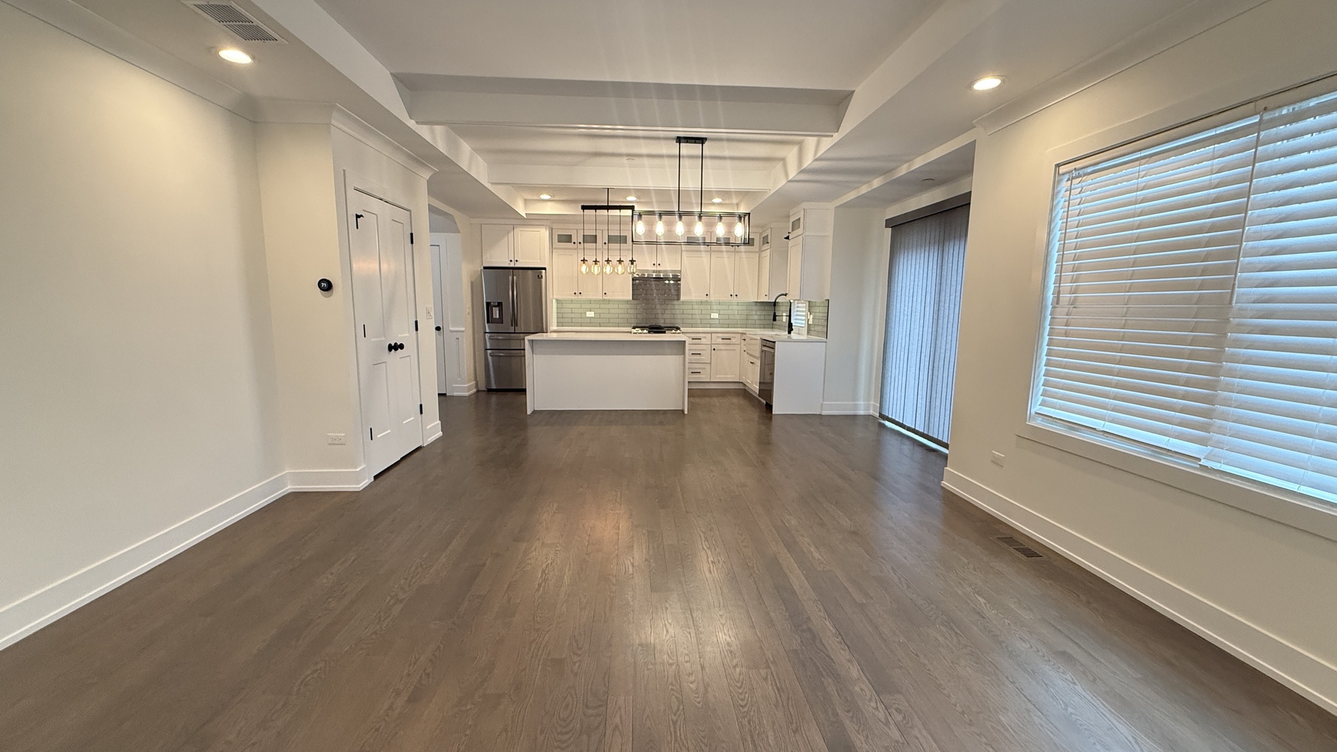 417 West Pierce Road Itasca, IL 60143 - Photo 5 of 32