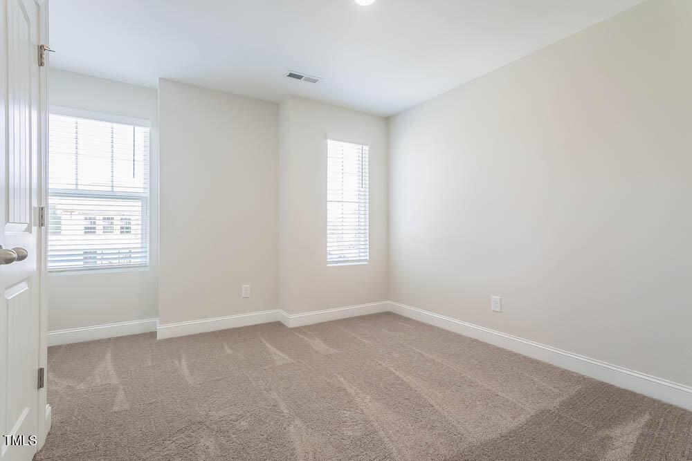 7007 Woodland Stream Place Raleigh, NC 27616 - Photo 15 of 22 Southeast_Dogwood_R_018