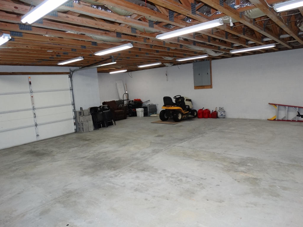 310 Crockett Road Harrogate, TN 37752 - Photo 18 of 40 DSC00122 (1024x768)
