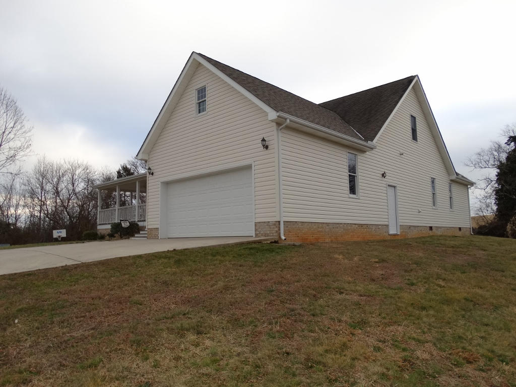 310 Crockett Road Harrogate, TN 37752 - Photo 32 of 40 DSC00136 (1024x768)