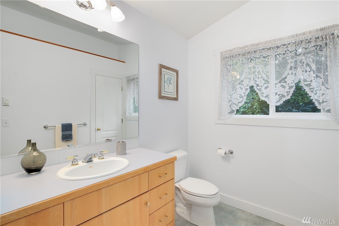 1730 Southeast Mullenix Road Port Orchard, WA 98367 - Photo 14 of 25