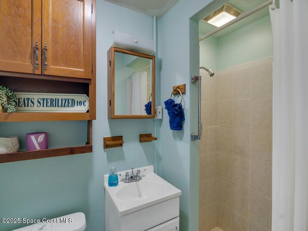 3957 Canal Drive Sebastian, FL 32976 - Photo 35 of 36 Resized042