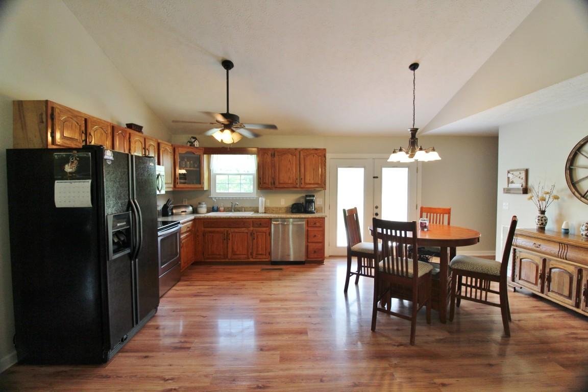 2598 Old Stage Road Spring City, TN 37381 - Photo 12 of 39 13